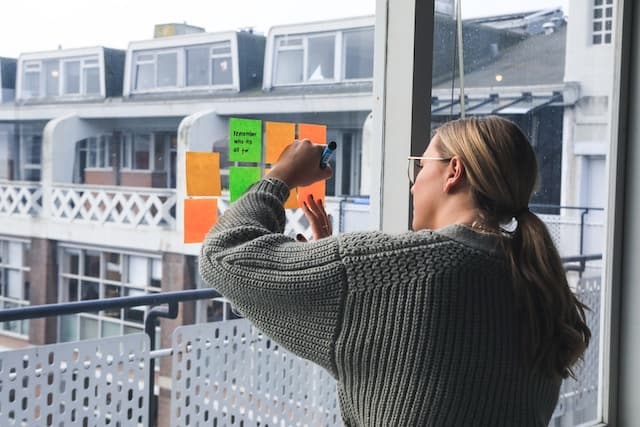 Projektplanering med post-it-lappar